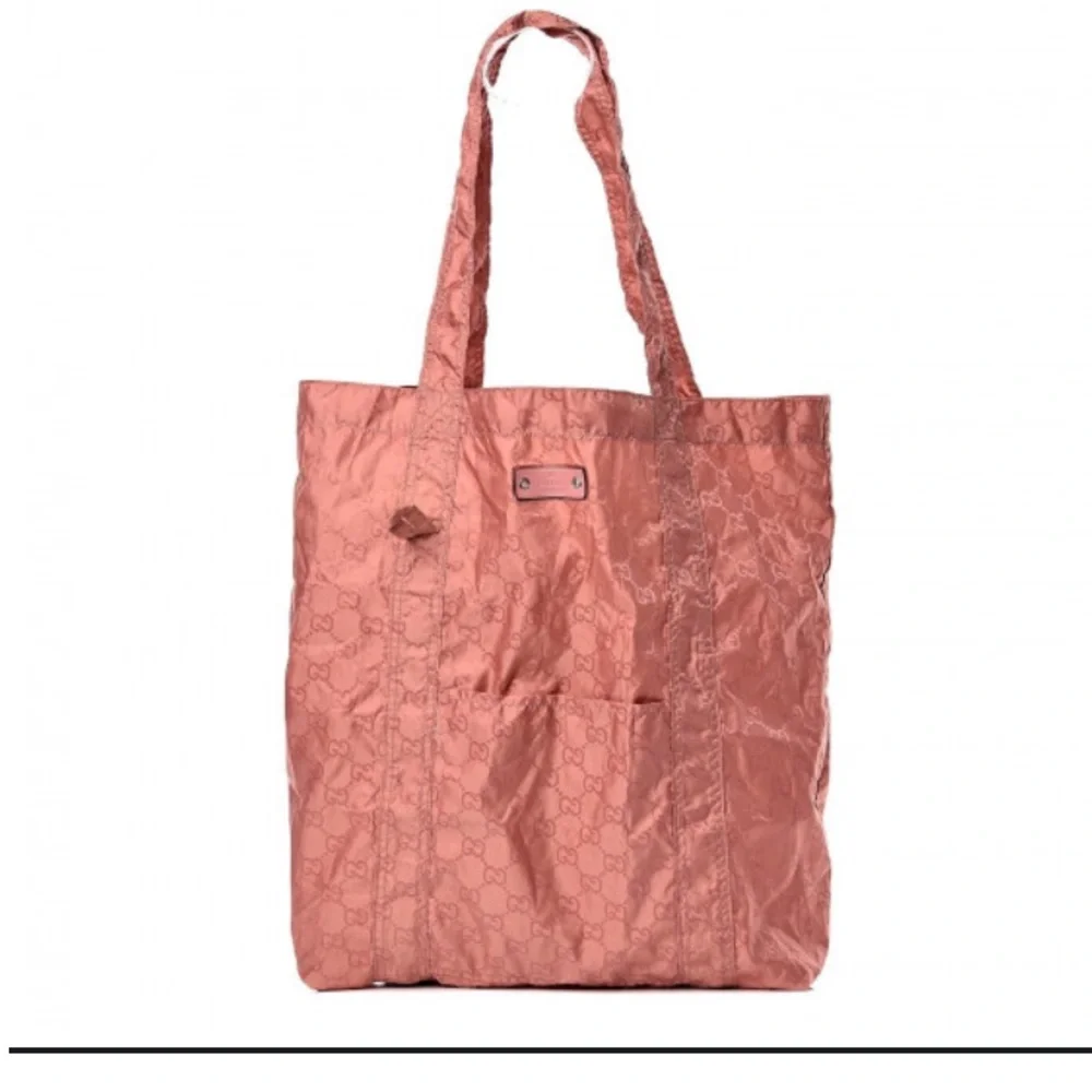 Sold‼️‼️GUCCI
Nylon Monogram Teddy Bear Folding Tote Pink💓 - Picture 13 of 17